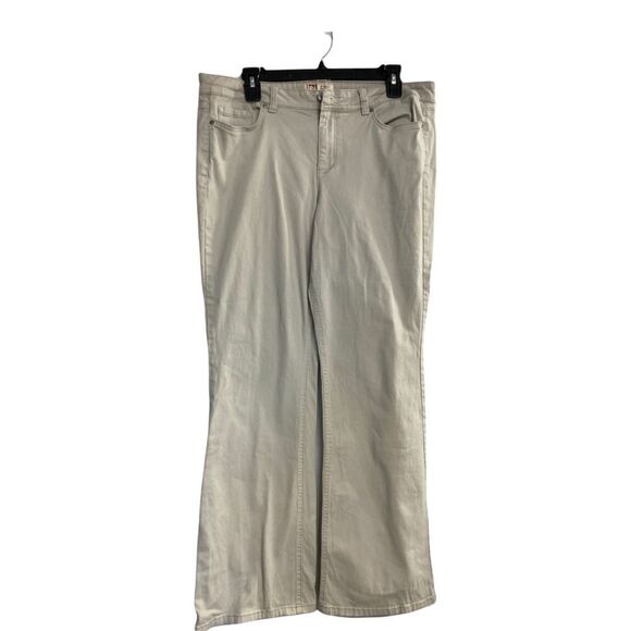 LEI, Sophia Style, hipster flare, tan, women’s pants, Size 15 ( juniors), - Picture 1 of 11